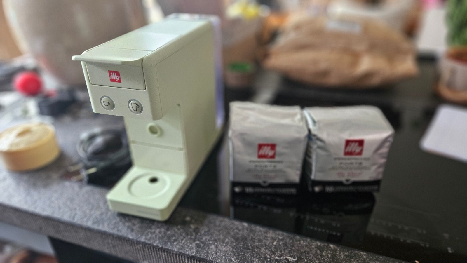 Illy Espresso Koffiezetapparaat incl. 36 cups, Espresso apparaat, Ophalen of Verzenden, Zo goed als nieuw, 1 kopje