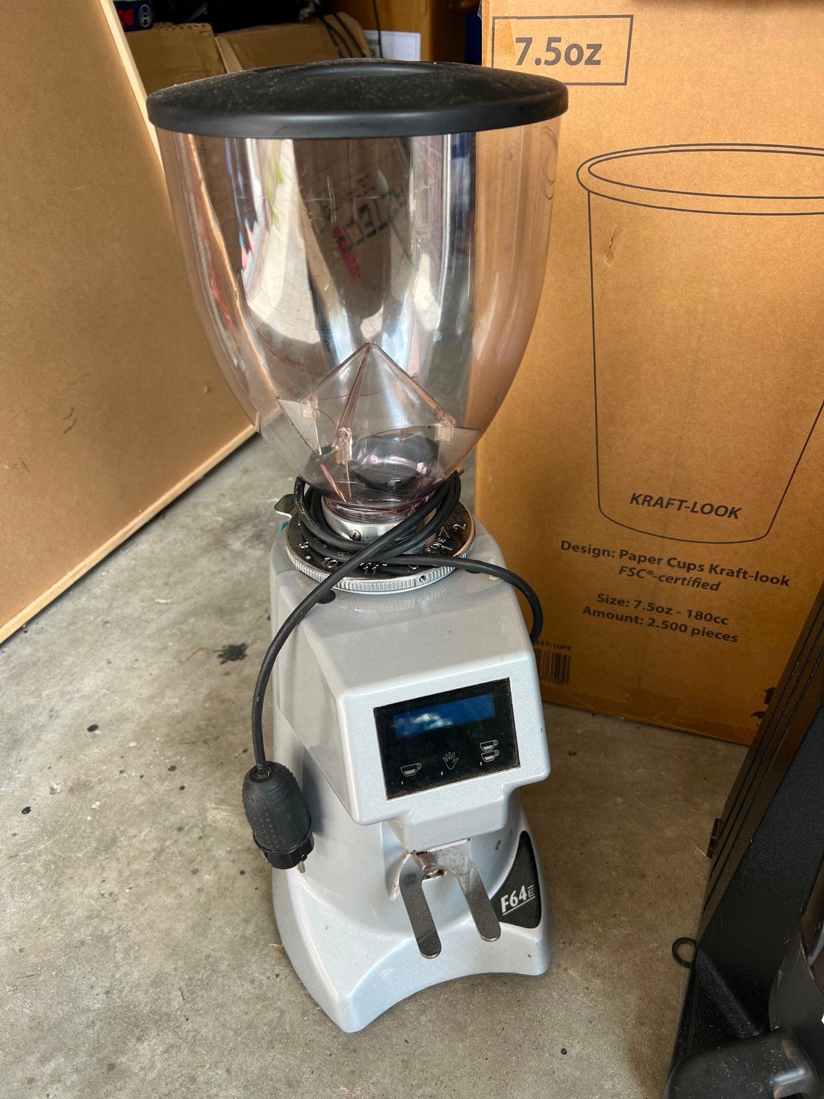 Professionele koffiemolen - F64e en san marco, Ophalen, Gebruikt, Overige modellen, 10 kopjes of meer
