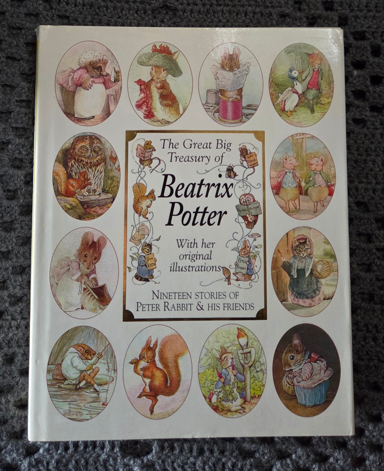 The Great Big Treasury of Beatrix Potter -  met stofomslag, Ophalen of Verzenden, Gelezen
