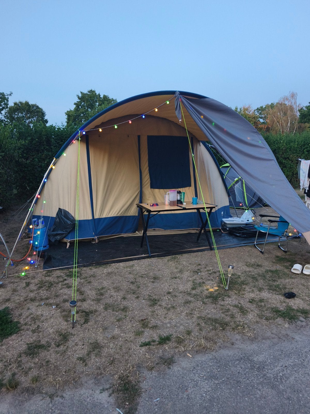 Mooie 6-persoons tent van de Vrijbuiter, Ophalen, Gebruikt, Tot en met 6