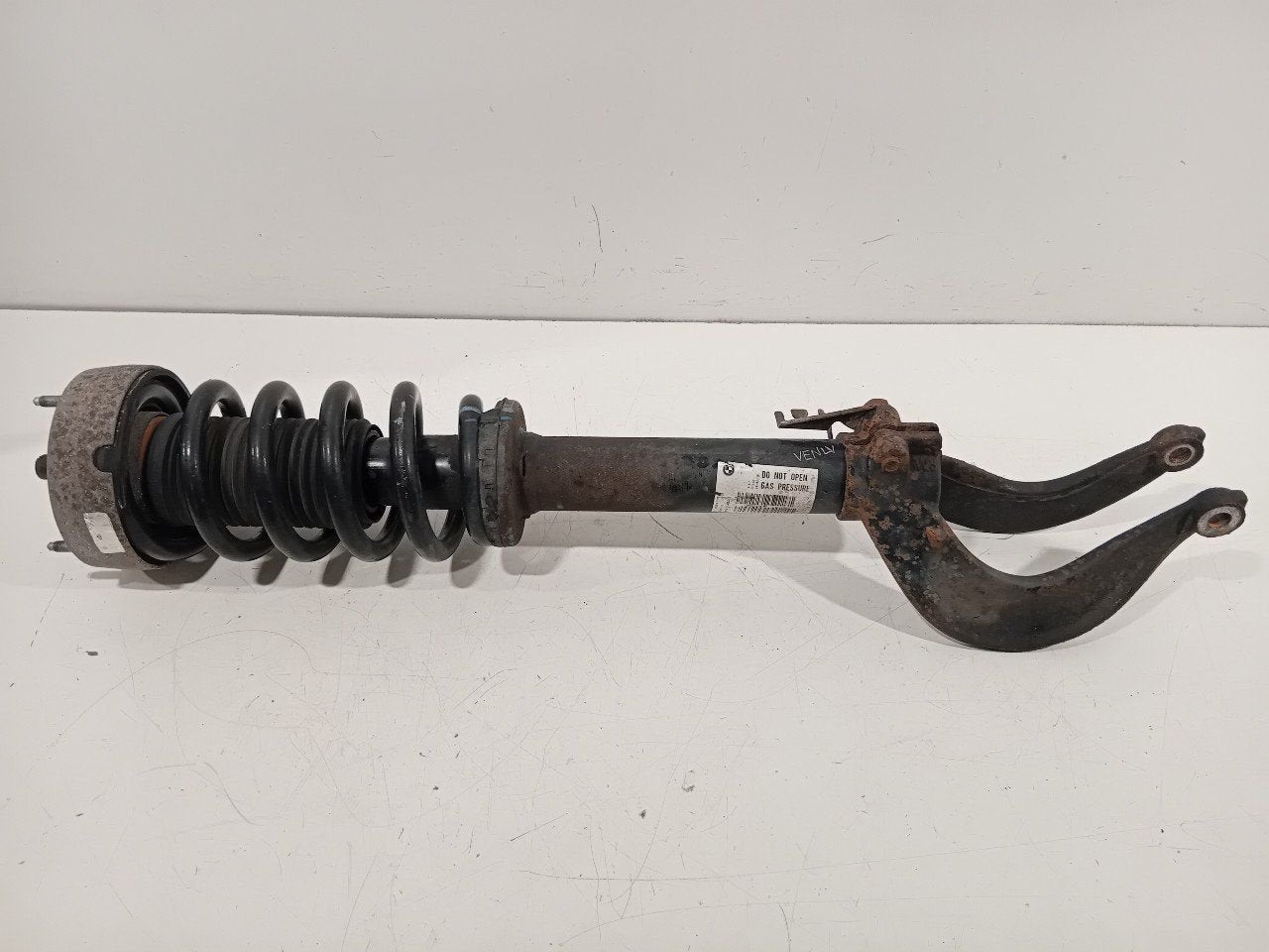 Veerpoot links voor BMW X5, Onderdelen@venauto.nl, Van der Ven Autorecycling B.V., Gebruikt, Ettenseweg 76, 4706 PB Roosendaal, The Netherlands