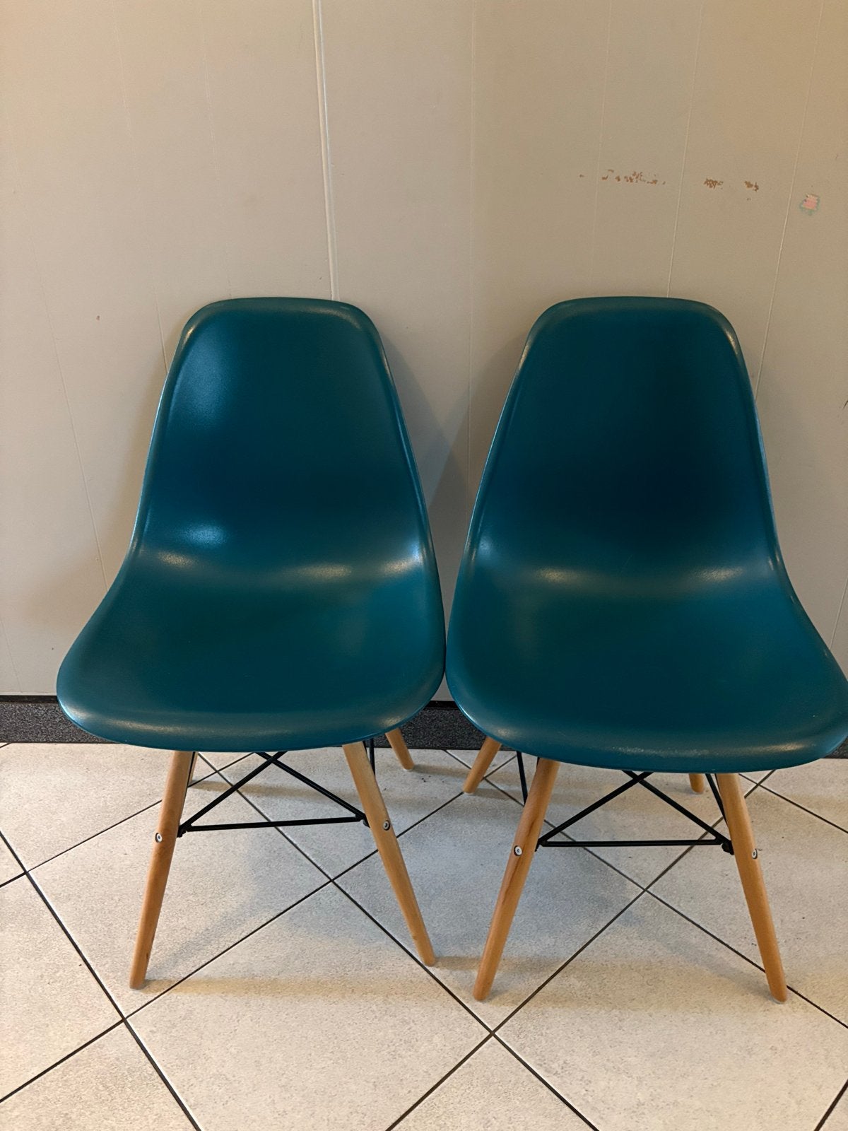 2 stoelen gratis af te halen, Huis en Inrichting, Stoelen, Ophalen, Kunststof, Gebruikt, Twee
