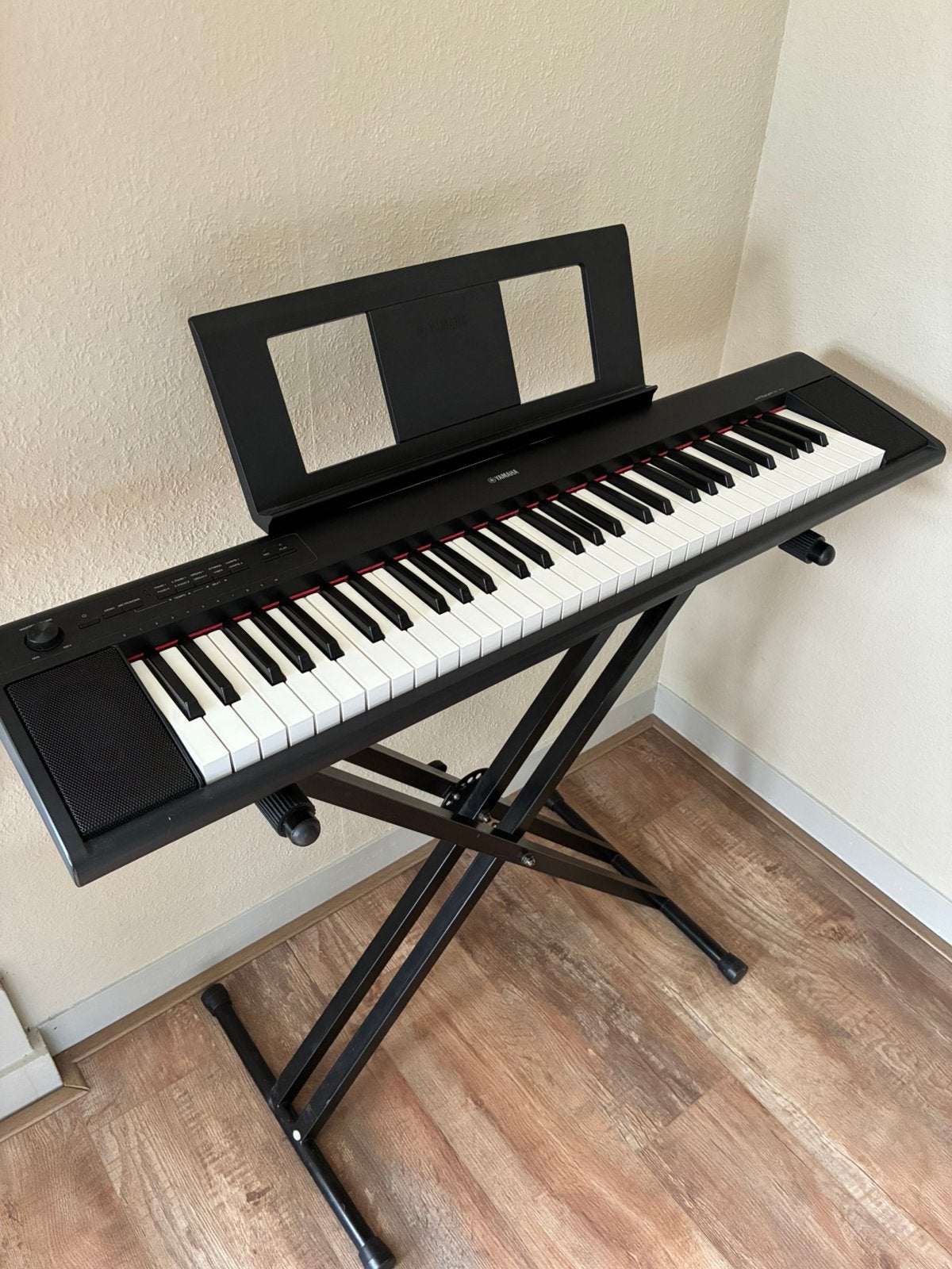 Yamaha NP-12 + standaard, pedaal en tas, Muziek en Instrumenten, Keyboards, Ophalen, 61 toetsen, Yamaha, Zo goed als nieuw