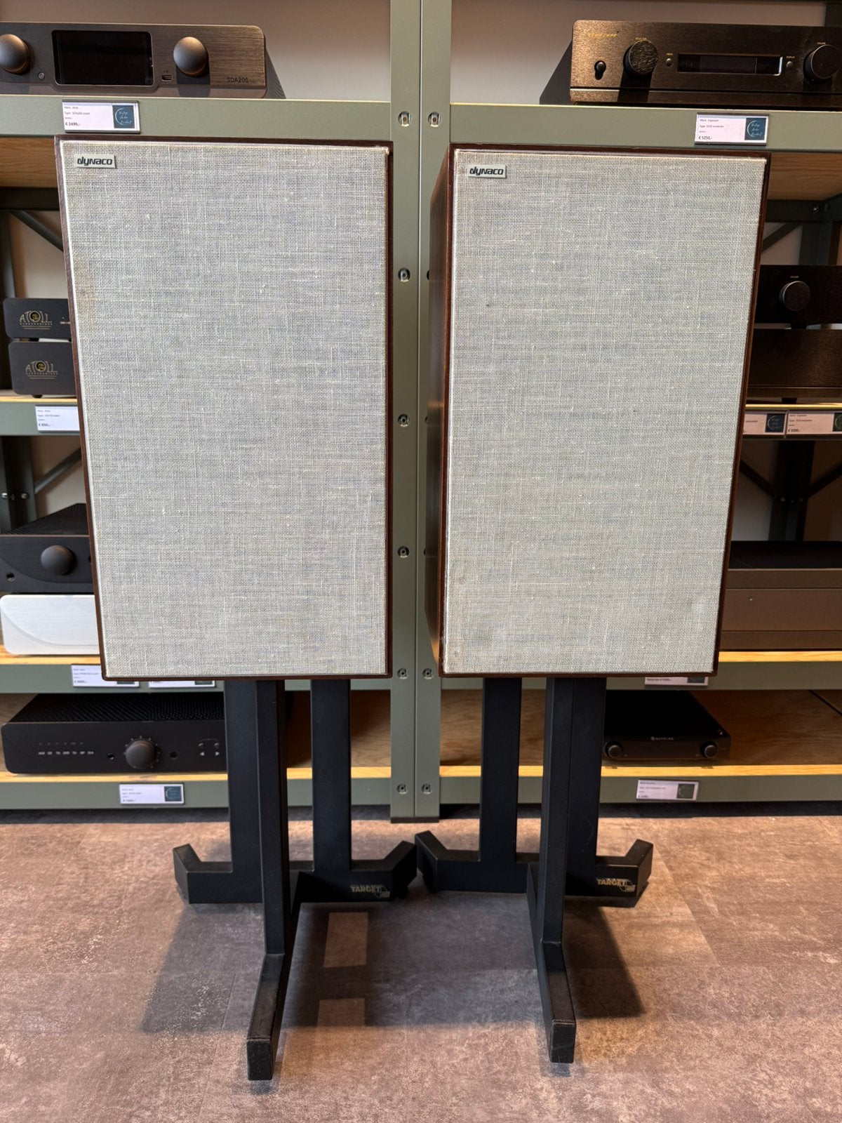 Dynaco A25 speakerset