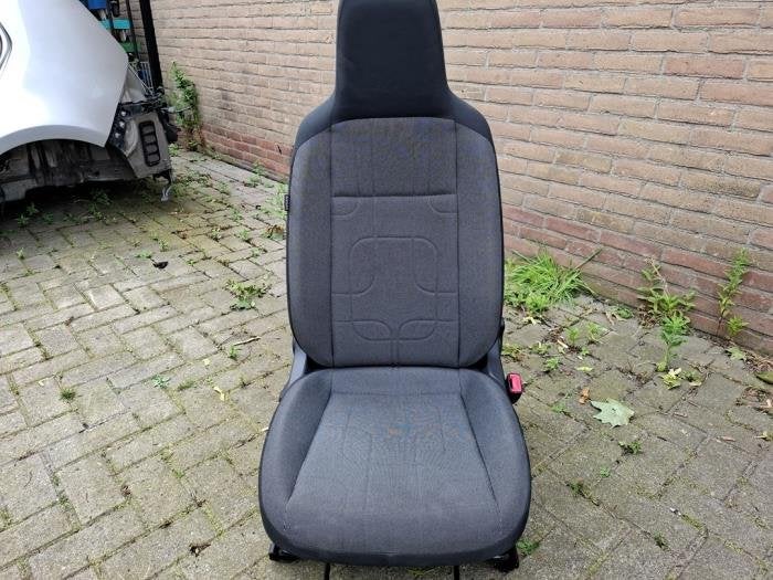 Stoel rechts van een Volkswagen UP, Auto-onderdelen, Interieur en Bekleding, Gebruikt, -, -, -