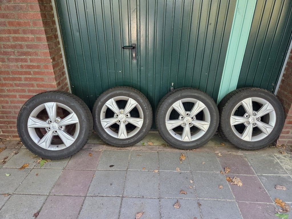 orginele Toyota (C-HR) velgen TPMS winterbanden., Auto-onderdelen, Ophalen, Gebruikt, Toyota