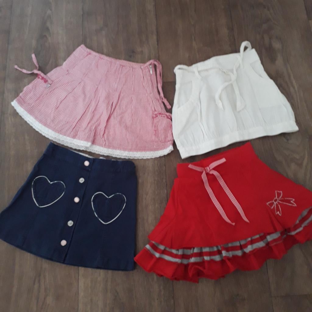 3 rokjes mt 128, Zero Jeans, Meisje, Ophalen of Verzenden, Zo goed als nieuw