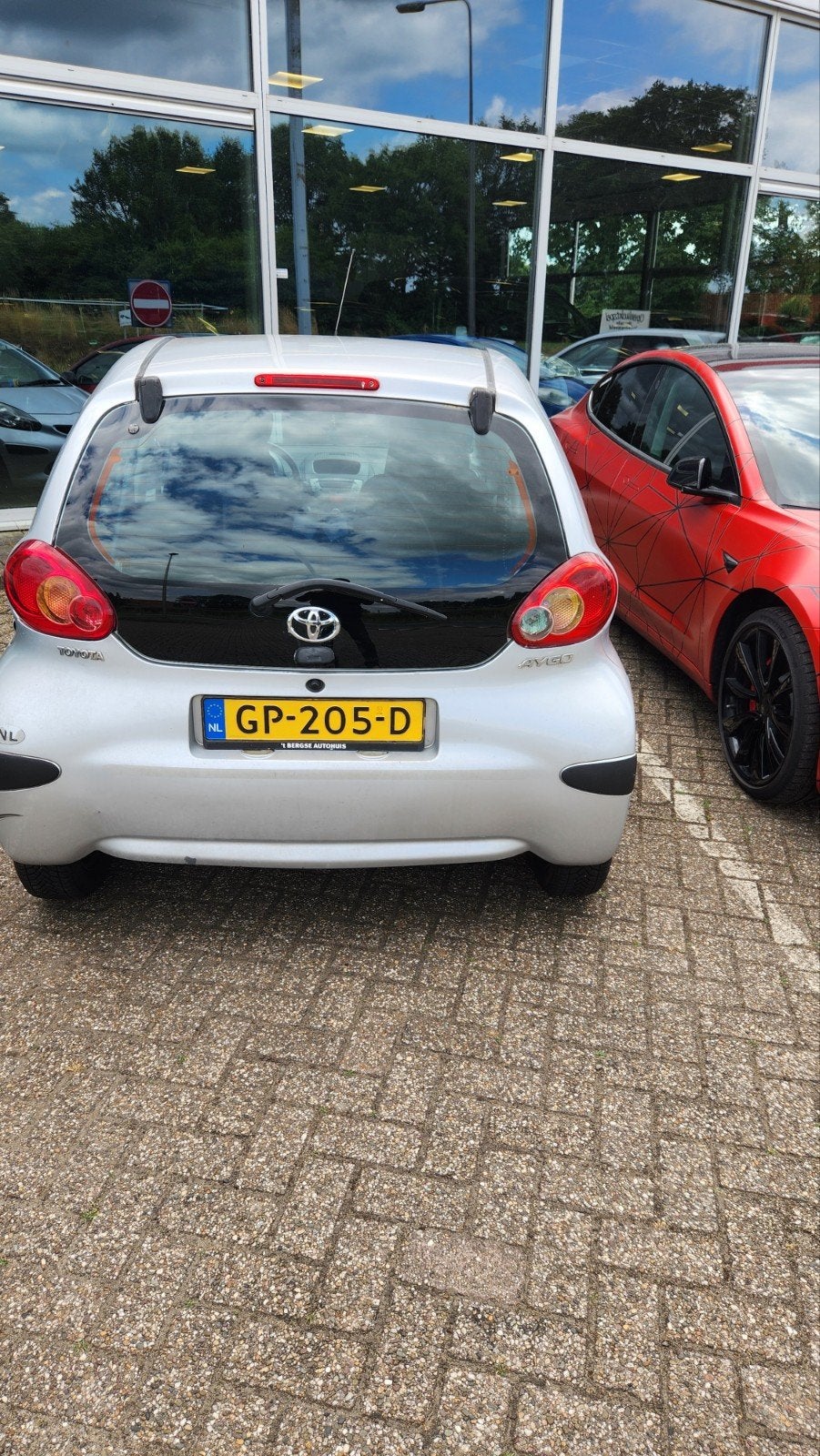 Toyota Aygo 1.0 12V Vvt-i 5DRS 2006 Grijs, Auto's, Toyota, Voorwielaandrijving, 4 stoelen, 68 pk, Handgeschakeld