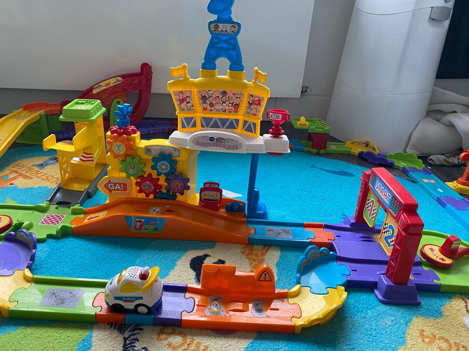 VTech Toet Toet Auto's Racebaan met Politieauto en Raceauto, Ophalen of Verzenden, Gebruikt, Afstandsbediening
