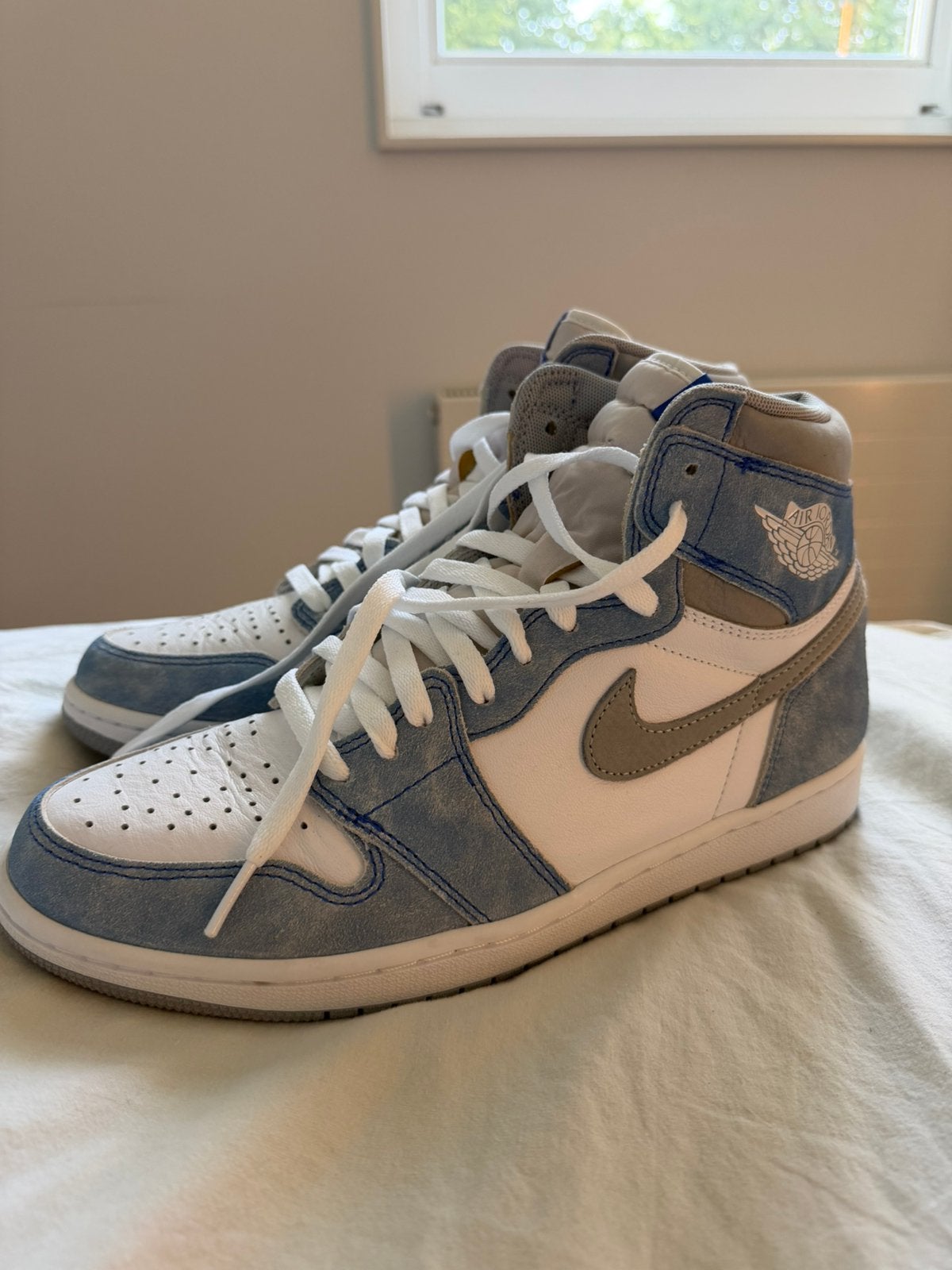NIEUW Originele Jordan 1 Hyper Royale, Overige kleuren, Ophalen of Verzenden, Sneakers of Gympen, Zo goed als nieuw