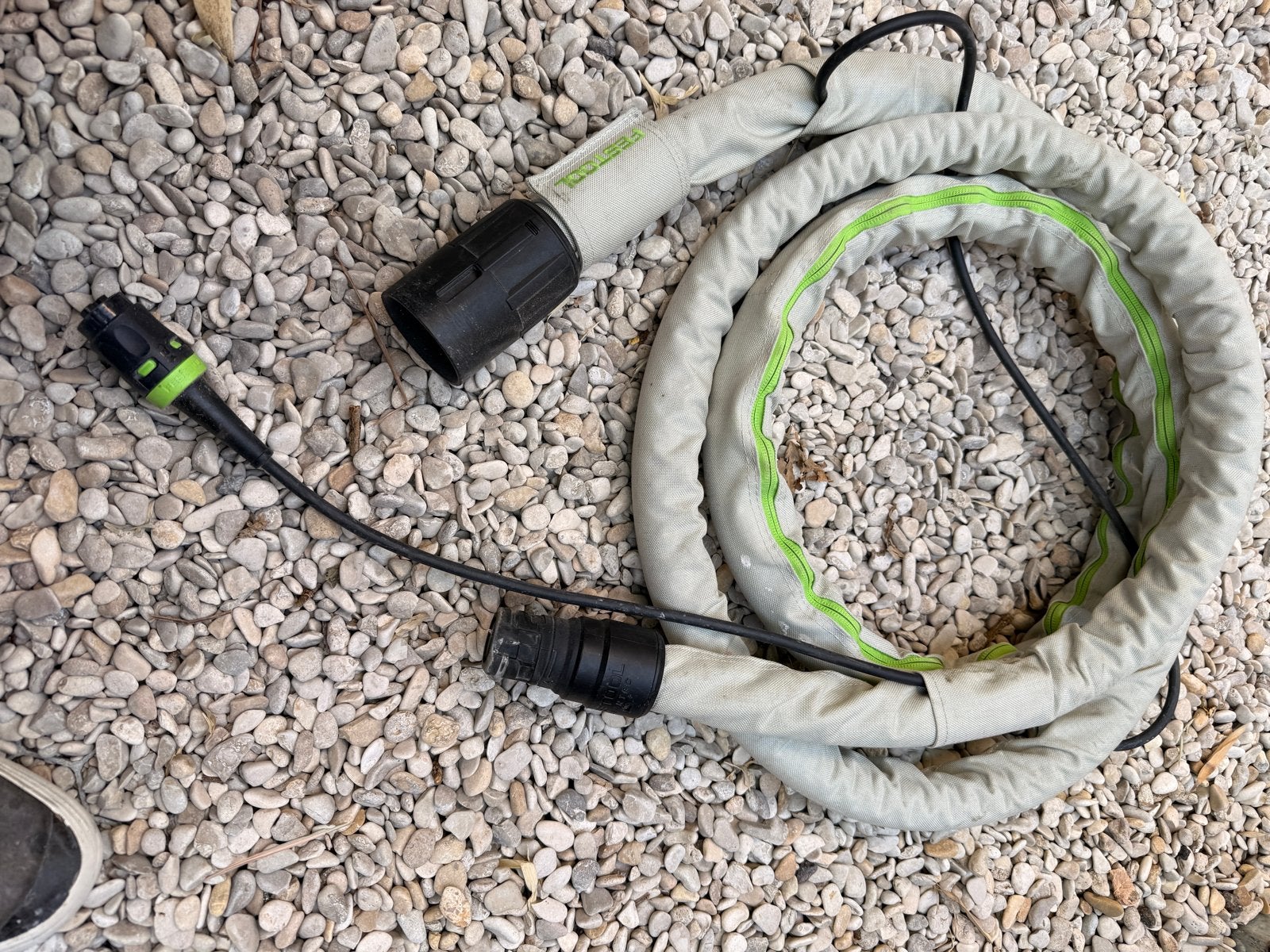 Festool stofzuigerslang met beschermhoes en kabel, Ophalen, Gebruikt