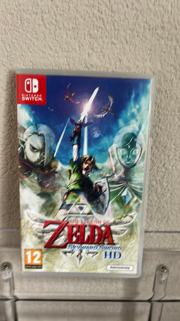 The Legend of Zelda: Skyward Sword HD (Nintendo Switch), Ophalen of Verzenden, Zo goed als nieuw, Met games