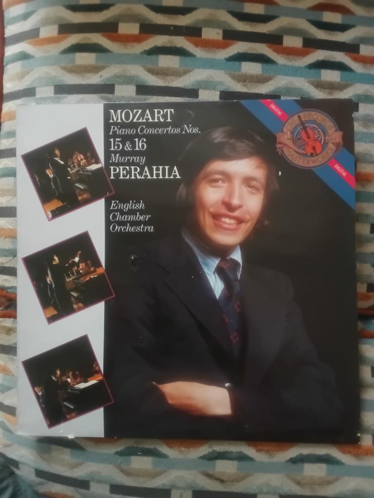 Mozart: Piano Concertos 15 & 16 - Murray Perahia (LP), Verzenden, Classicisme, Gebruikt, Orkest of Ballet