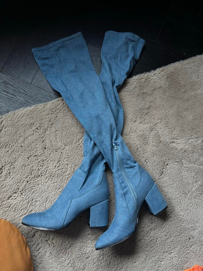 Denim knielaarzen stretch maat 40, Ophalen of Verzenden, Zo goed als nieuw, Blauw, Hoge laarzen