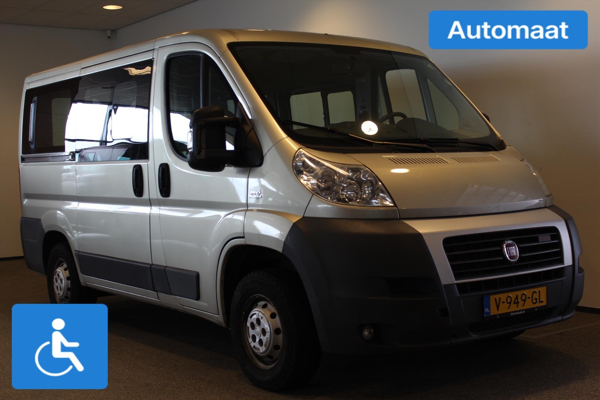 Fiat Ducato L1H1 Rolstoelbus Automaat, Auto's, Bestelauto's, 13 km/l, 12 maanden, Stof, Gebruikt