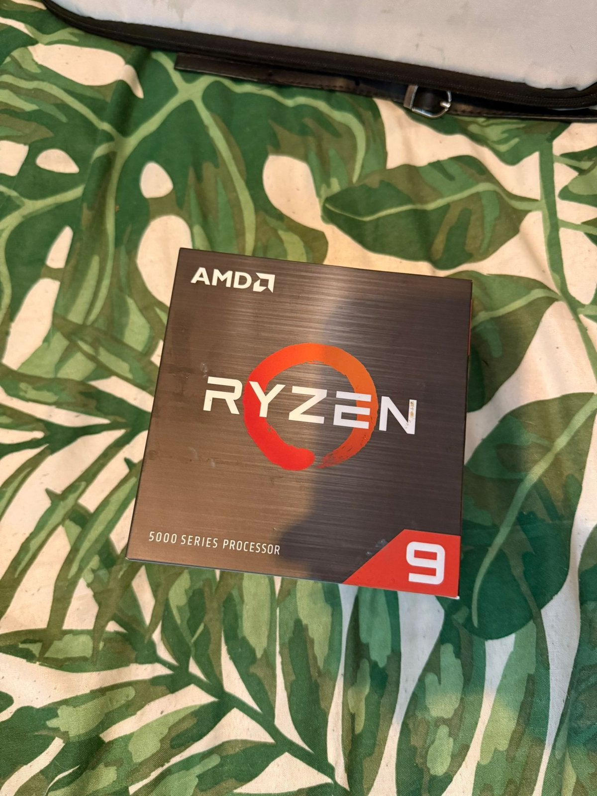 AMD Ryzen 9 5950X, Computers en Software, Processors, Ophalen of Verzenden, Zo goed als nieuw, 3 tot 4 Ghz