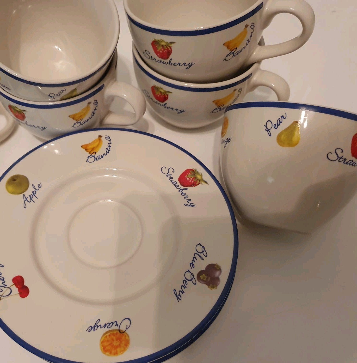 Art en Design fruit servies kop en schotel, Huis en Inrichting, Keuken | Servies, Ophalen of Verzenden, Porselein, Overige stijlen