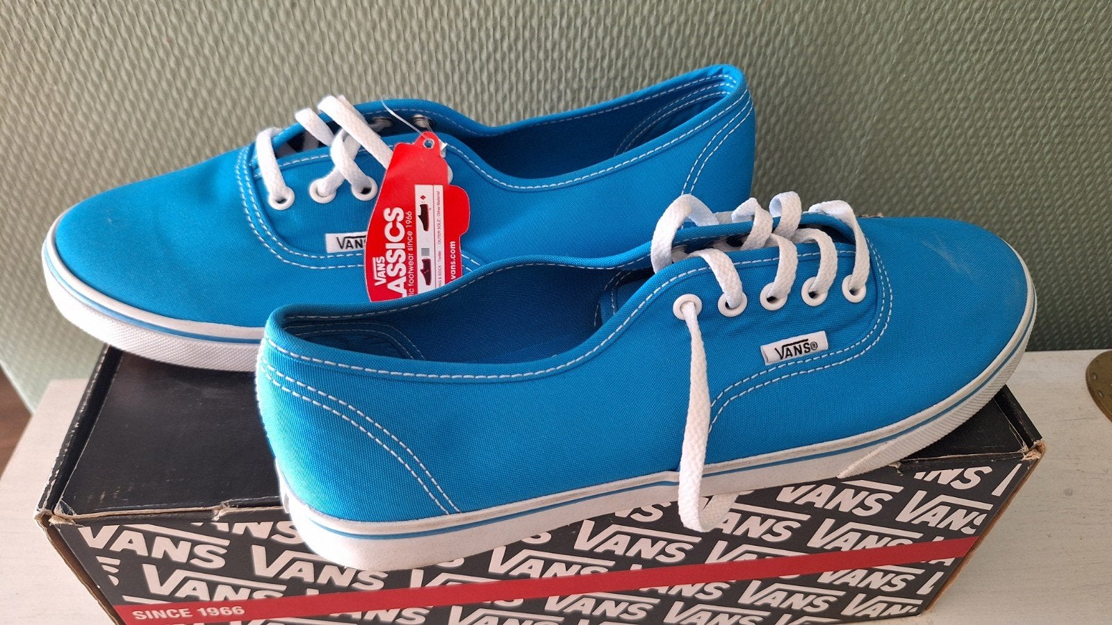 Nieuwe Vans Authentic Lo Pro Diva Blue maat 40 (Deadstock), Kleding | Dames, Blauw, Nieuw, Ophalen of Verzenden, Sneakers of Gympen
