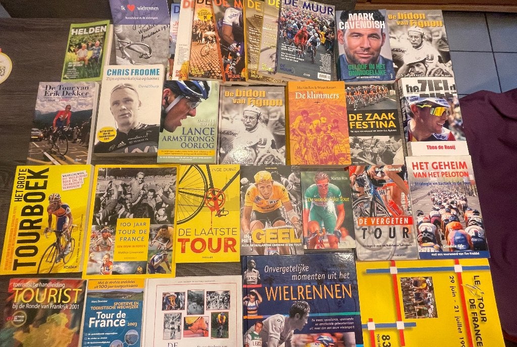 Diverse wielerboeken m.n. Tour de France, Ophalen, Gelezen, Diverse auteurs, Lopen en Fietsen