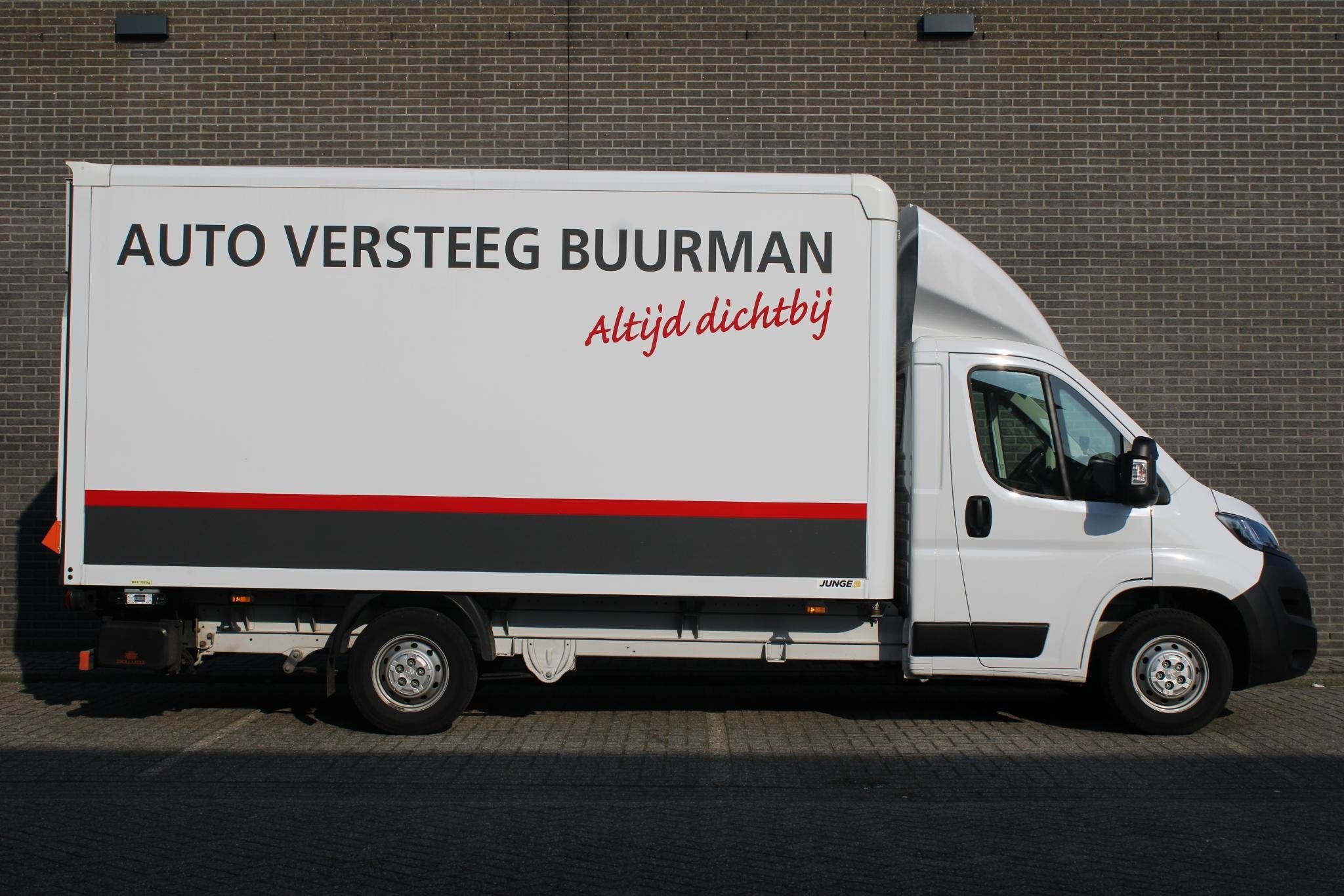 Peugeot Boxer 2.2 BlueHDi 140 L3H2 3.5t Bakwagen met laadkle, Voorwielaandrijving, 12 maanden, Stof, Gebruikt