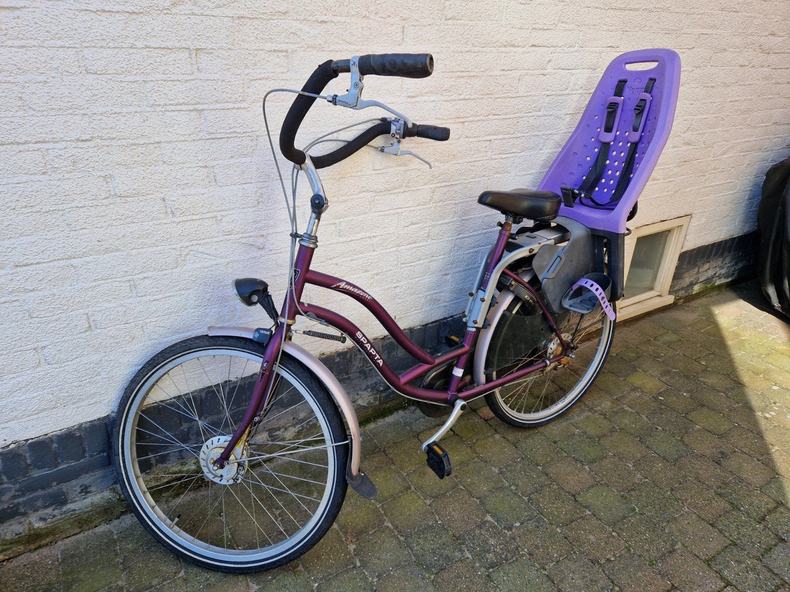 Sparta Amazone mamafiets met Yepp fietsstoeltje, Fietsen en Brommers, Fietsen | Dames | Damesfietsen, Ophalen, Gebruikt, Sparta