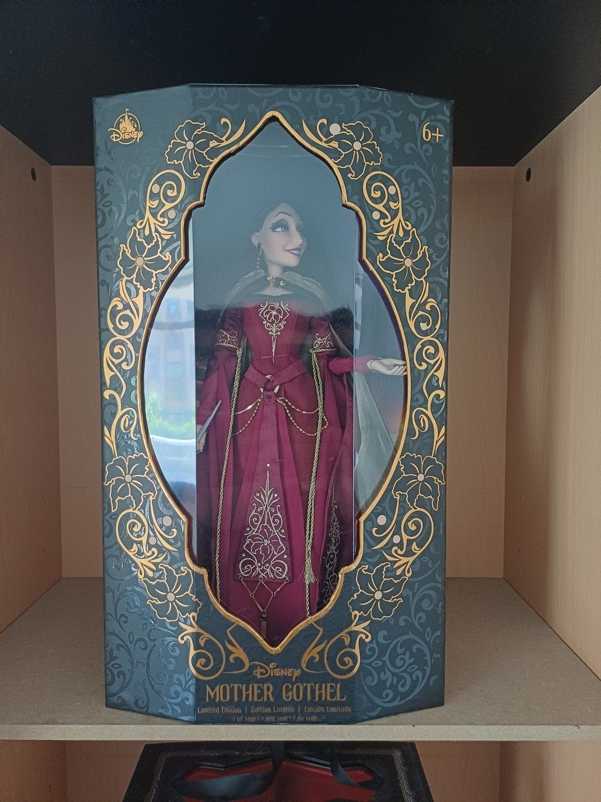 Disney Limited Edition Doll Mother Gothel, Ophalen of Verzenden, Nieuw, Barbie