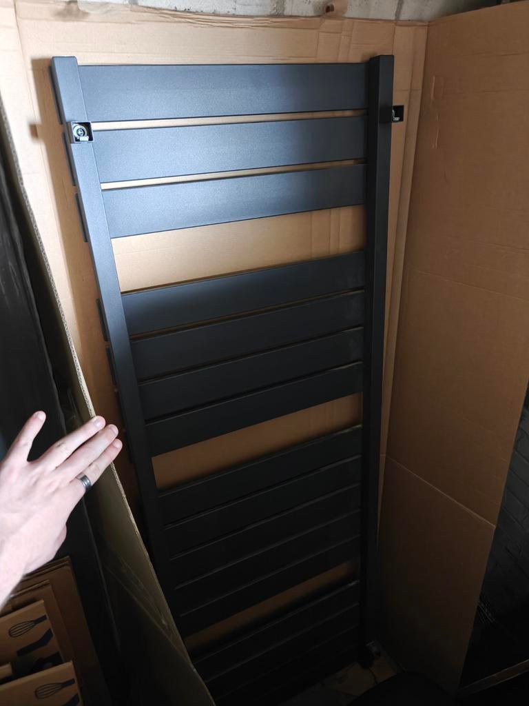 Pfleger Genua designradiator horizontaal 1520x550mm, Ophalen, Radiator, Nieuw, 60 tot 150 cm