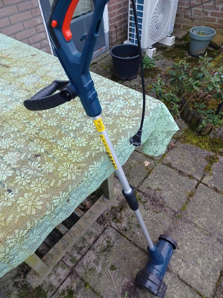 Elektrische onkruidborstel, Tuin en Terras, Hand-tuingereedschap, Ophalen of Verzenden, Zo goed als nieuw