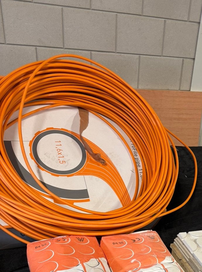 Variotherm vloerverwarming leiding 130 meter, Ophalen, Overige materialen, 6 meter of meer, Overige typen