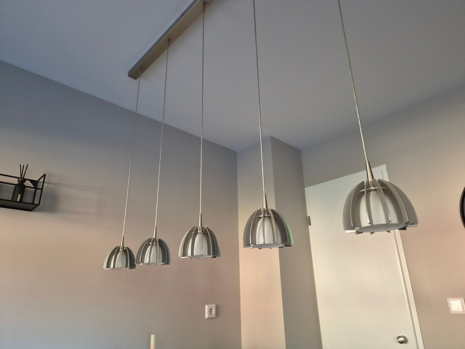 Disign eetkamerlamp, Ophalen