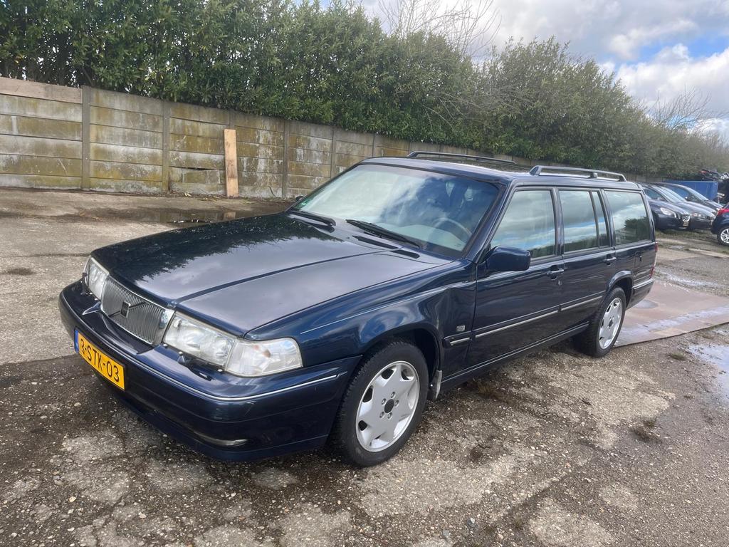 Volvo V90 3.0 AUT 1998 Blauw YOUNGTIMER AUTOMAAT AIRCO, Auto's, Volvo, Beige, 2922 cc, Leder, Stationwagon