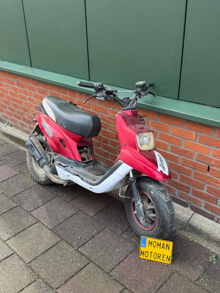 Yamaha 50cc MBK Naked Street Booster, Fietsen en Brommers, Ophalen, Zo goed als nieuw, Tweetakt, Overige modellen