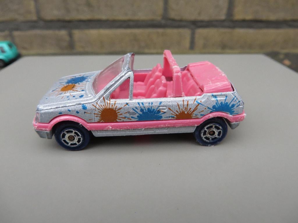 Majorette Peugeot 205 Cabriolet Roze-Zilver, Ophalen of Verzenden, Gebruikt, Auto