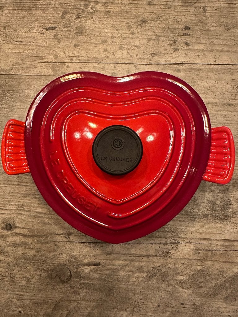 Le Creuset pan hartvormig, Verzenden, Le Creuset, Zo goed als nieuw, Braadpan