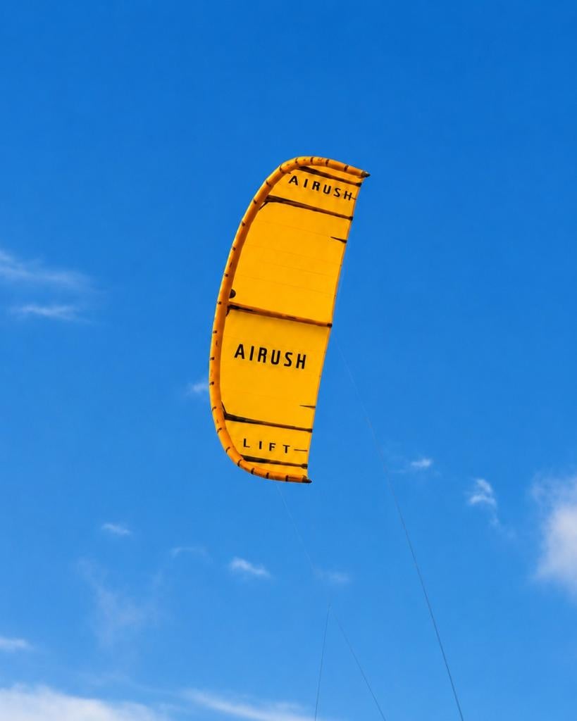 Airush Lift V3 8m Kite | 2024 | 5x gebruikt, 8 m², Geen board, Ophalen of Verzenden, Zo goed als nieuw
