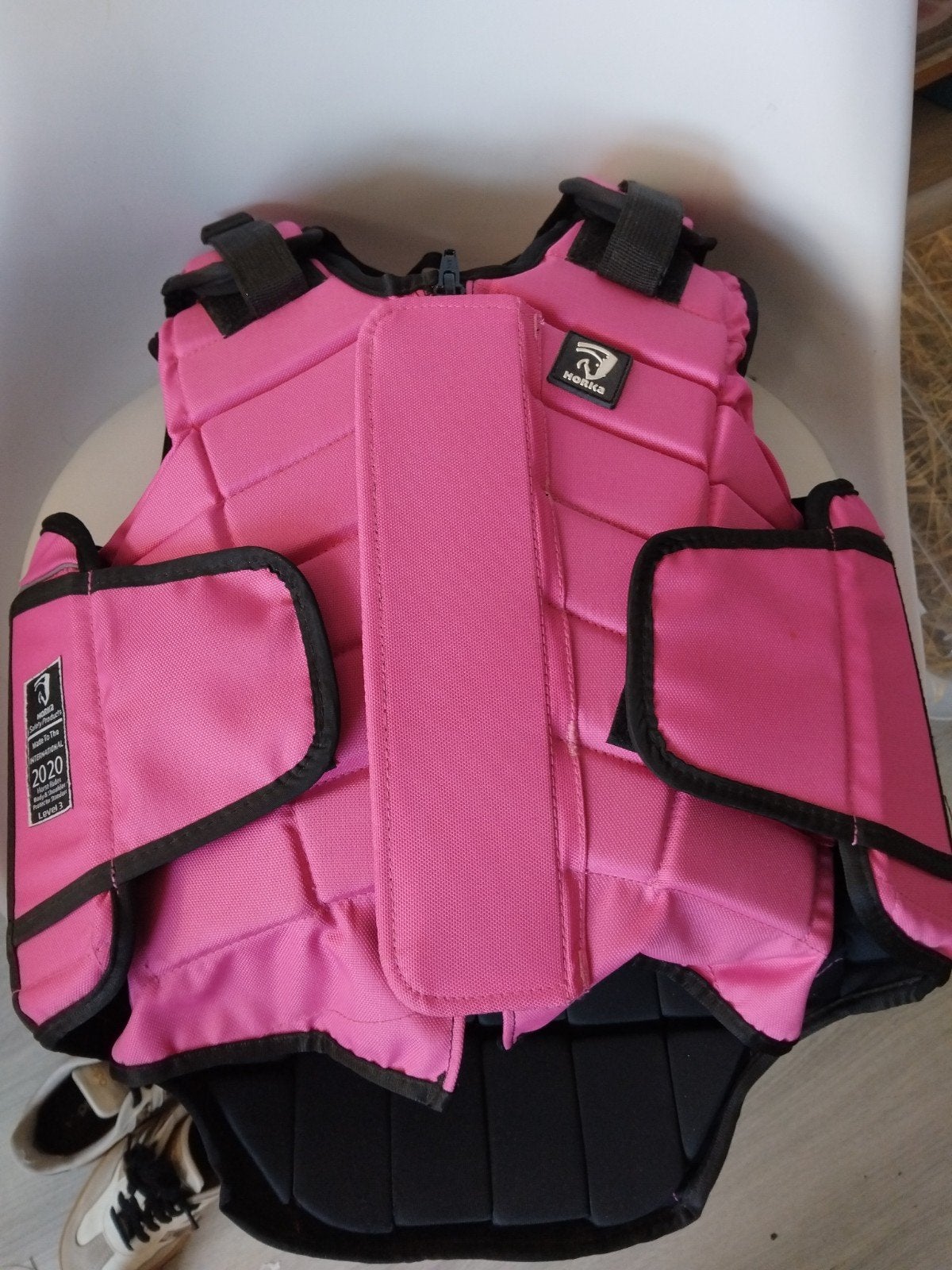 Body protector, Ophalen