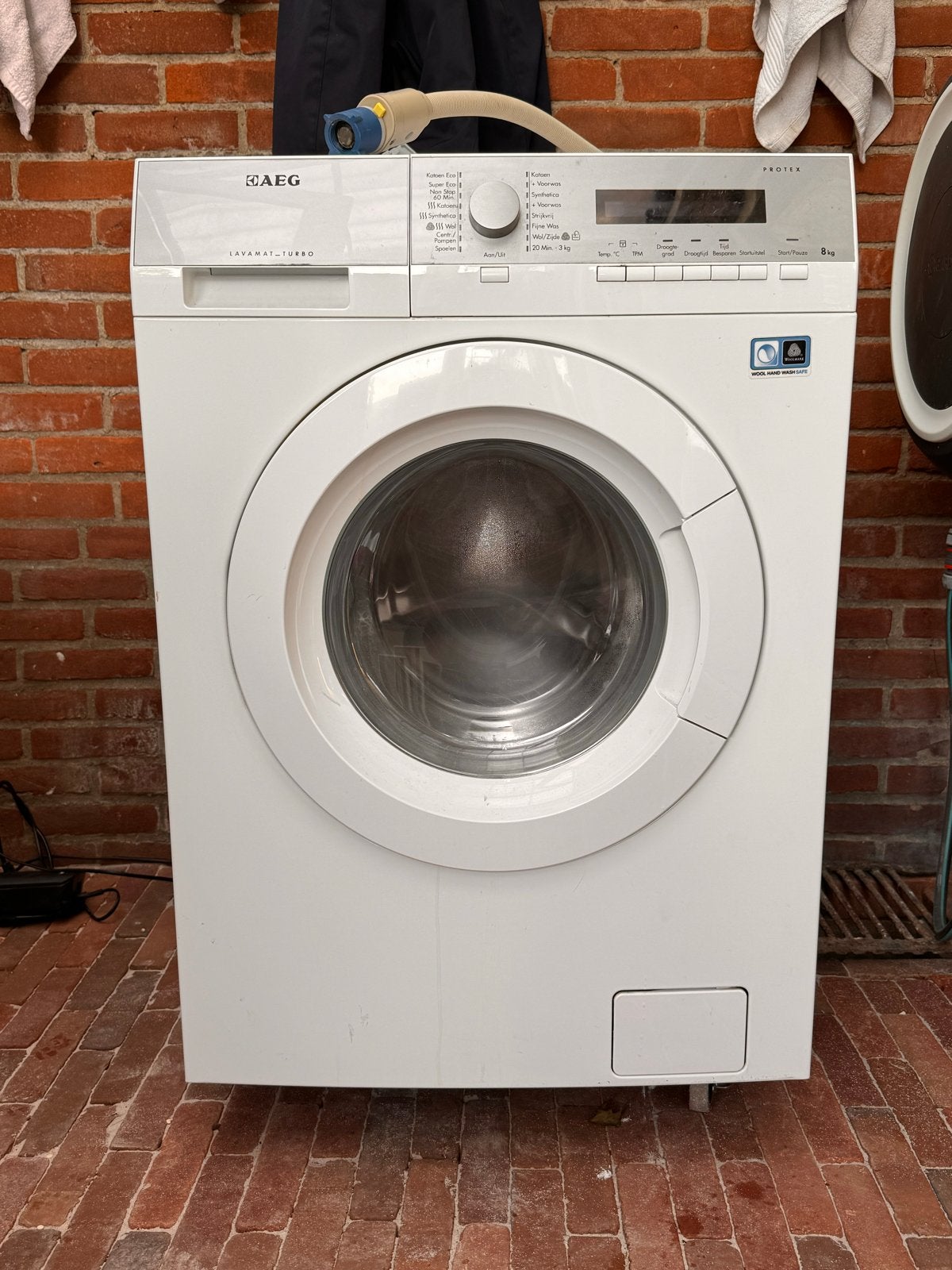 AEG Lavamat-Turbo was-droogcombinatie, 8 tot 10 kg, Ophalen, Niet werkend, 85 tot 90 cm