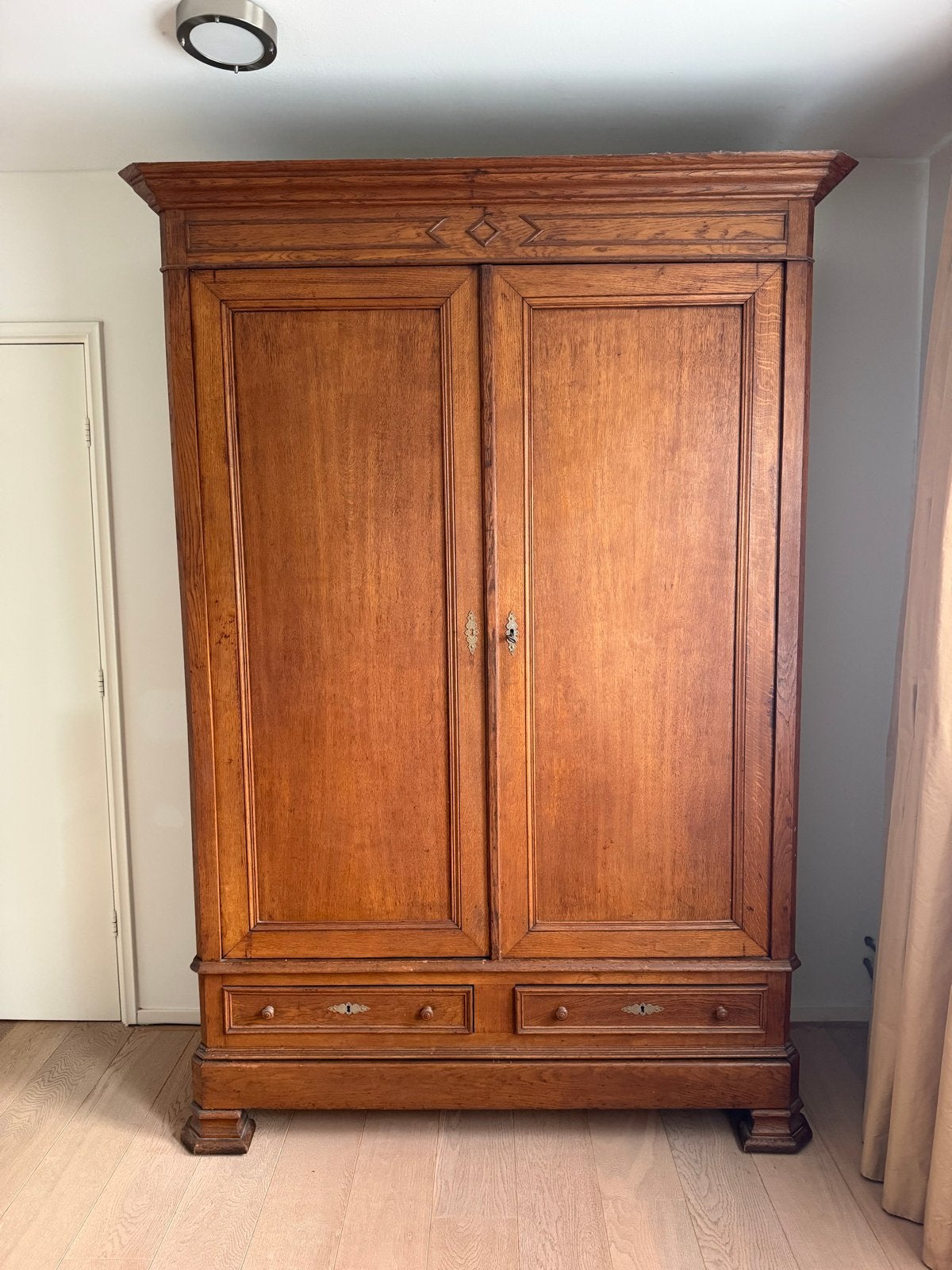 Mooie eiken (kleding)kast, Ophalen