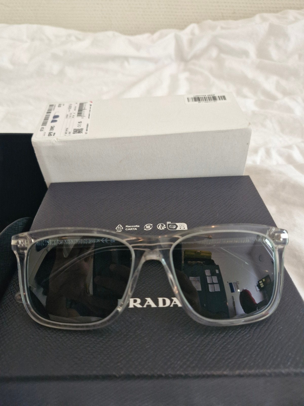 PRADA OPR 18WS GREY CRYSTAL, Sieraden, Tassen en Uiterlijk, Zonnebrillen en Brillen | Heren, Ophalen, Nieuw, Grijs, Overige merken