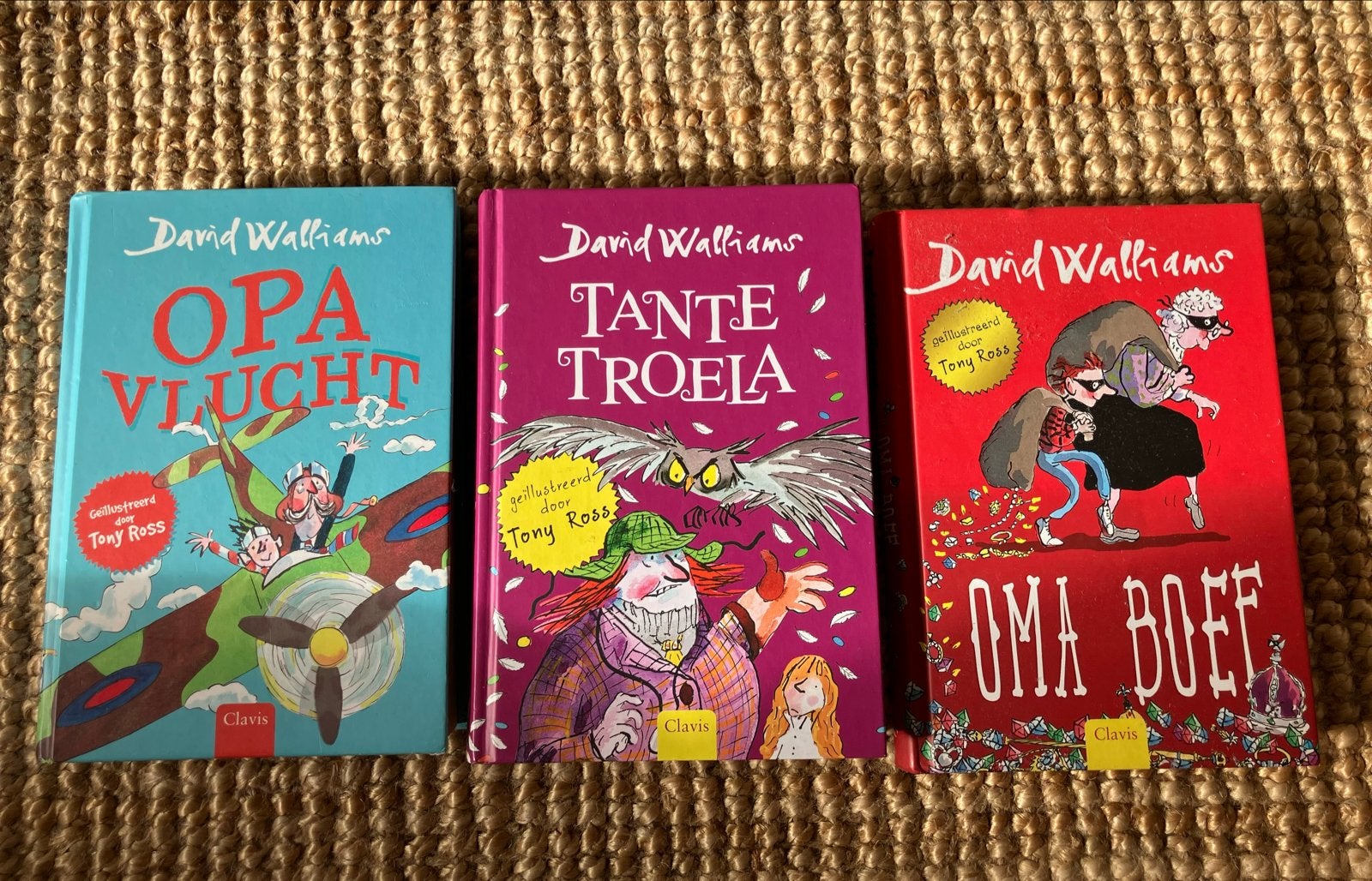 David Walliams boeken: Opa Vlucht, Tante Troela, Oma Boef, Boeken, Ophalen of Verzenden, Zo goed als nieuw, Fictie
