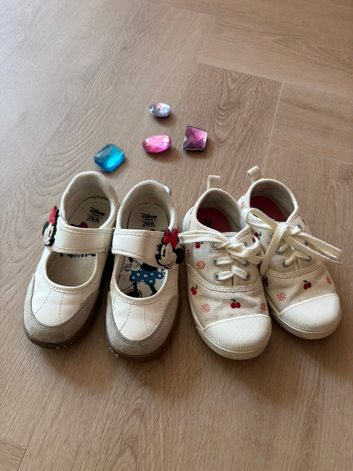 Zara schoenen (gympen) maat 26, Kinderen en Baby's, Ophalen of Verzenden, Zo goed als nieuw, Meisje, Schoentjes
