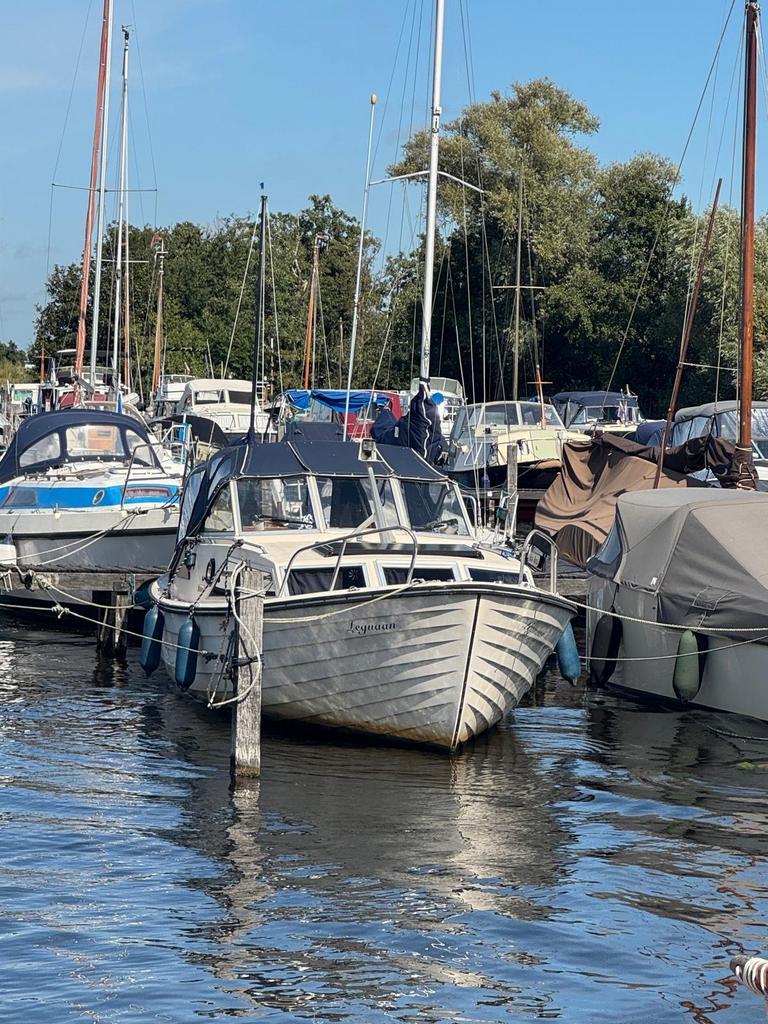 Mooie Noorse Spitsgatter - Klaar voor het water!, Watersport en Boten, Ophalen, Gebruikt, Afdekzeil, Binnenboordmotor