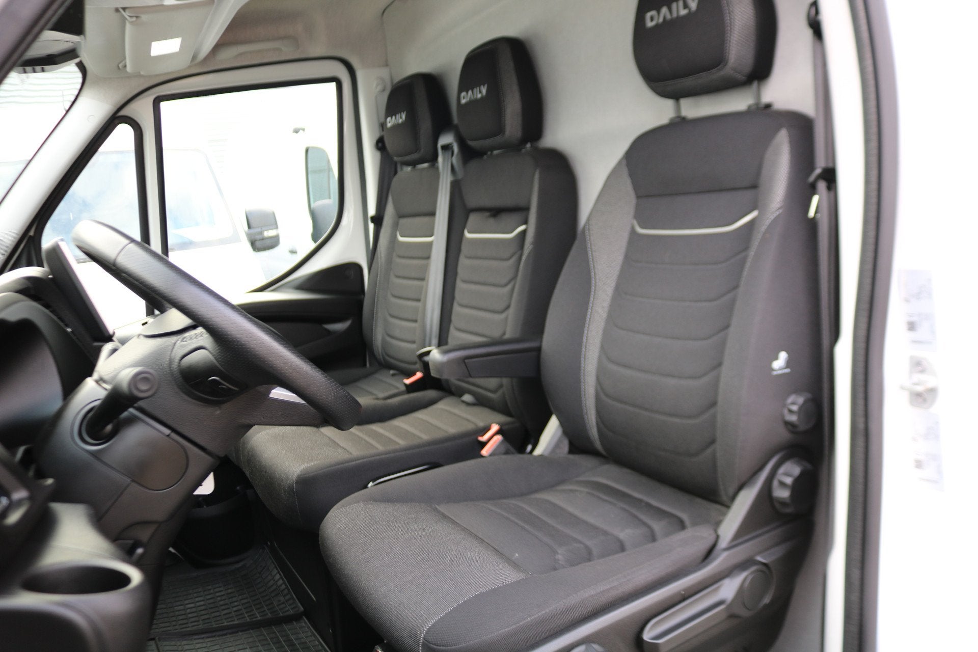 Iveco Daily 35S18 L4 H3 Hi-Matic Automaat Koelwagen Vrieswag, Auto's, Automaat, Gebruikt, Iveco, 179 pk