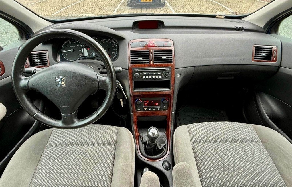 Peugeot 307 1.6-16V XT 5drs Clima NAP APK NETTE AUTO RIJDT G, Auto's, Voorwielaandrijving, Gebruikt, 4 cilinders, Startonderbreker