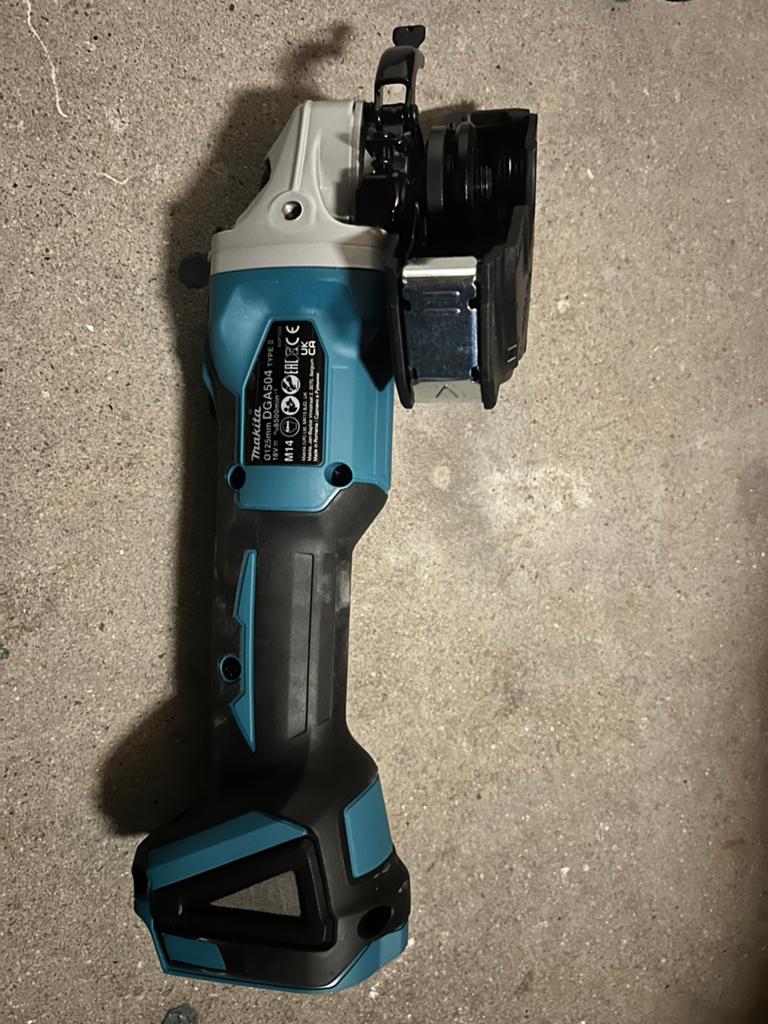 Makita nieuwe, Ophalen, Nieuw, 1000 watt of meer, Haakse handslijpmachine