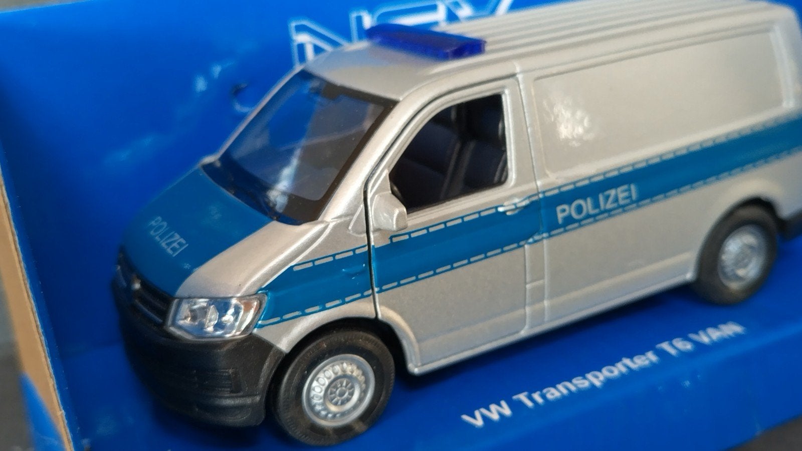 Volkswagen VW Transporter T6 Polizei 1:36 Welly Pol, Auto, Verzenden, ., Nieuw