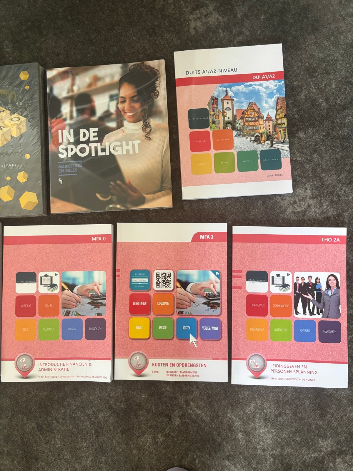 MBO 4 Horeca boeken leerjaar 1 (2025/2026) Manager/onderneme, Ophalen of Verzenden, Zo goed als nieuw, MBO