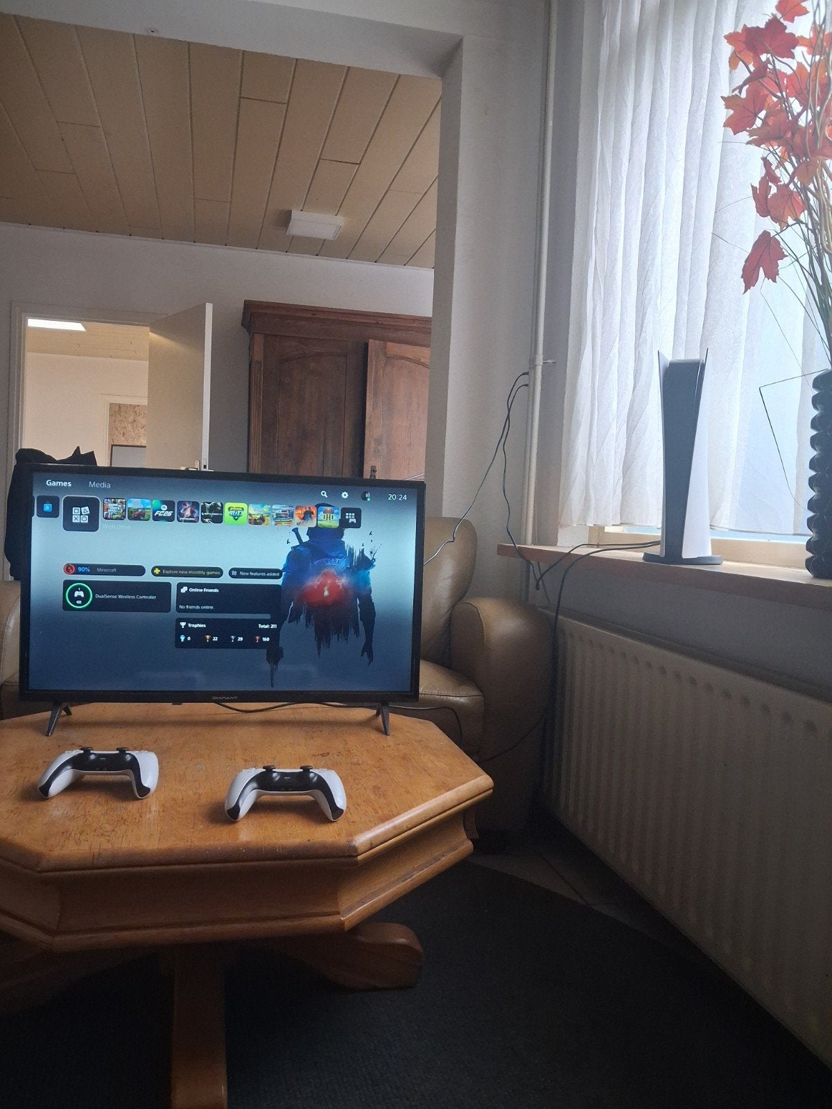 Playstation 5 met 2 controllers en games, Spelcomputers en Games, Spelcomputers | Sony PlayStation 5, Ophalen of Verzenden, Zo goed als nieuw