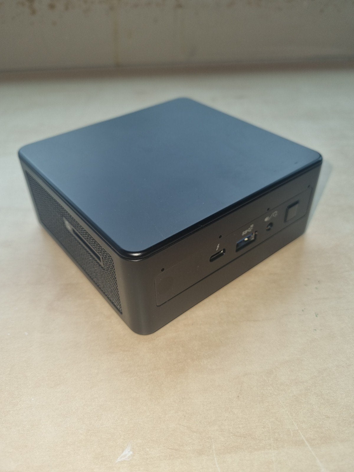 Intel NUC11 i5 Mini PC - 1TB opslag, 8GB RAM, Computers en Software, Desktop Pc's, Ophalen of Verzenden