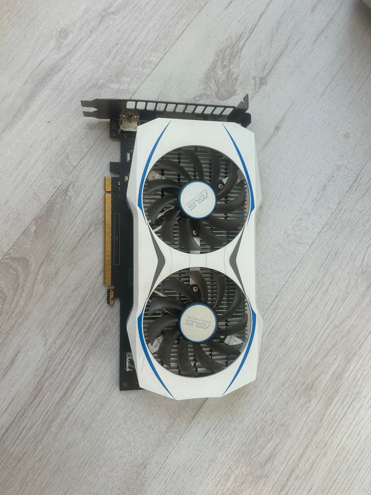 GTX 950 2GB GDDR5 WIT, PCI-Express 3, HDMI, Ophalen of Verzenden, GDDR5